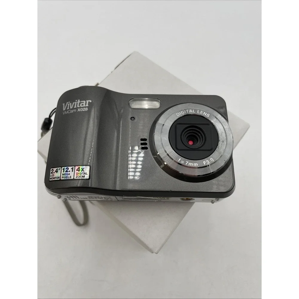 Vivitar Vivicam T027 Digital Camera 12.1MP X4 Digital Zoom Gray - Tested Working